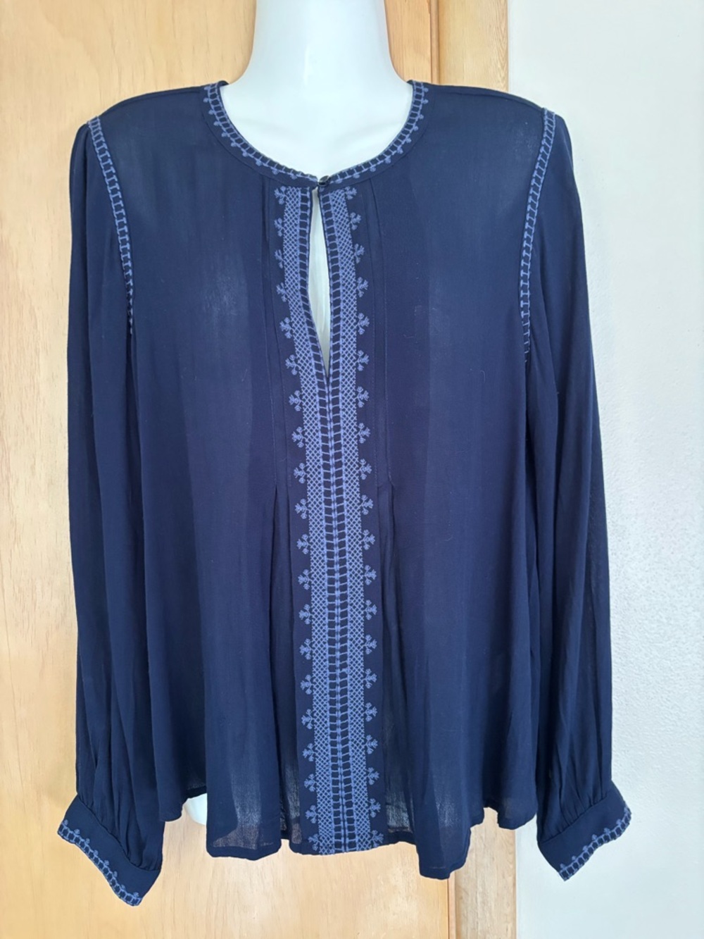 Lucky Brand Navy Blue Long Sleeve Sheer Embroidered Boho Peasant Top Size M